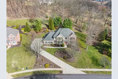 102 Preserve Valley Dr., Cranberry Township, PA 16066 - Photo 2