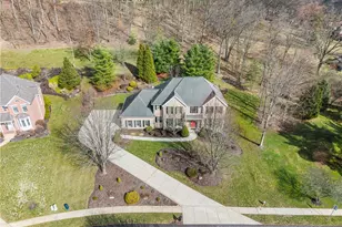 102 Preserve Valley Dr, Cranberry Township, PA 16066 - Photo 2