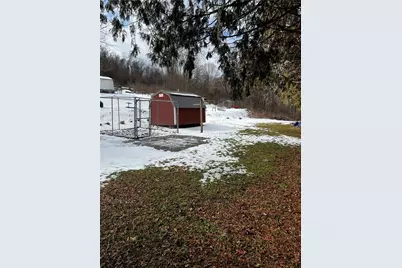 1910 Yoho Aly, New Castle, PA 16101 - Photo 16