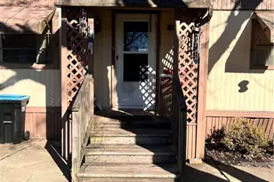 1625 George St, Hermitage, PA 16148 - Photo 2