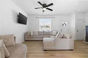 1535 Vance Ave, Coraopolis, PA 15108 - Photo 8