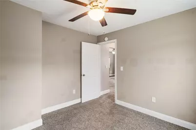 229 Miller Rd, Canton Township, PA 15301 - Photo 10