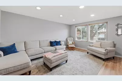 4305 Hemlock Cir, Hampton, PA 15101 - Photo 4