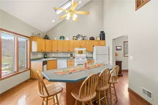 327 Sugar Run Rd, Franklin Township, PA 15370 - Photo 10