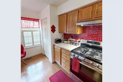 1368 Meadowbrook Dr, North Strabane, PA 15317 - Photo 8