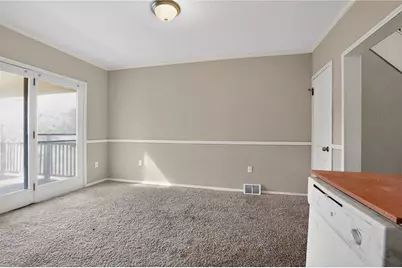 208 E Woodford Ave, Pittsburgh, PA 15210 - Photo 16