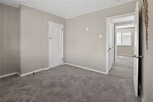 208 E Woodford Ave, Pittsburgh, PA 15210 - Photo 18