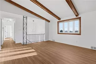 156 Deerfield Dr, Pittsburgh, PA 15235 - Photo 4