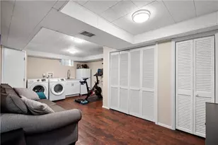 408 Orchard Dr, Pittsburgh, PA 15228 - Photo 24