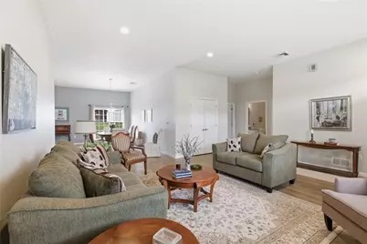909 Valentina Ln, Lower Burrell, PA 15068 - Photo 4