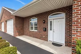 909 Valentina Ln, Lower Burrell, PA 15068 - Photo 1