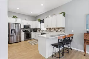 909 Valentina Ln, Lower Burrell, PA 15068 - Photo 10