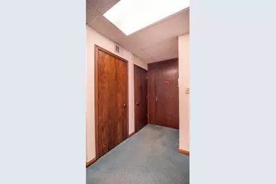 306 McKnight Park Dr, Ross Twp, PA 15237 - Photo 36