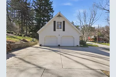 5971 Cherryview Ln, Bethel Park, PA 15102 - Photo 34