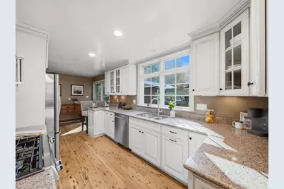 5971 Cherryview Ln, Bethel Park, PA 15102 - Photo 12