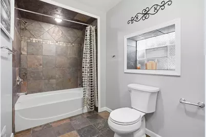 643 Lamarido St, Pittsburgh, PA 15226 - Photo 40