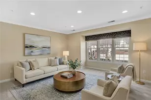 230 Broadstone Dr, Adams Township, PA 16046 - Photo 8