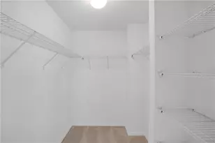 230 Broadstone Dr, Adams Township, PA 16046 - Photo 22