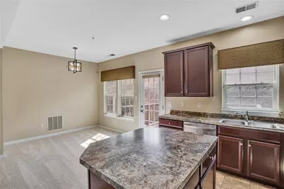 230 Broadstone Dr, Adams Township, PA 16046 - Photo 20