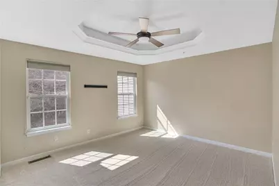 230 Broadstone Dr, Adams Township, PA 16046 - Photo 24