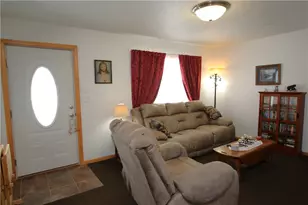 111 Brittany Dr, Long Beach Boro, PA 15432 - Photo 6