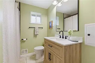 1226 Harvest Dr, Monroeville, PA 15146 - Photo 16