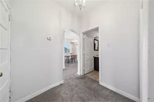 608 W Smithfield St, Mt Pleasant Boro, PA 15666 - Photo 12