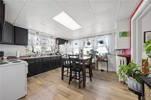 608 W Smithfield St, Mt Pleasant Boro, PA 15666 - Photo 22