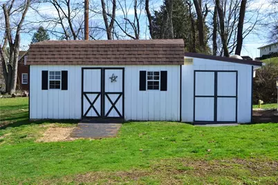 321 E Blake, Connellsville, PA 15425 - Photo 48