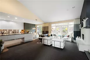 157 Fairway Landings Dr, Canonsburg, PA 15317 - Photo 4