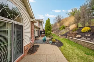 157 Fairway Landings Dr, Canonsburg, PA 15317 - Photo 38