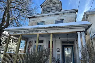 172 Franklin Ave, Vandergrift, PA 15690 - Photo 2