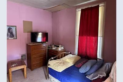 172 Franklin Ave, Vandergrift, PA 15690 - Photo 16