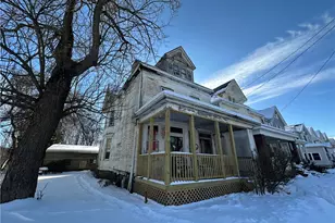 172 Franklin Ave, Vandergrift, PA 15690 - Photo 1