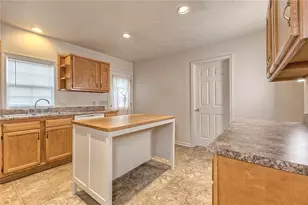 147 S Quarry St, Mount Pleasant Township, PA 15666 - Photo 18