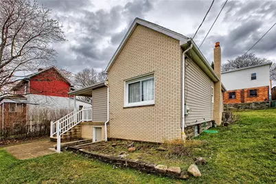 147 S Quarry Street, Mount Pleasant Township, PA 15666 - Photo 4