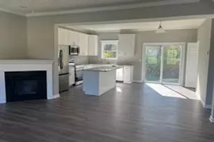 713 Ravenshire Ct, Moon/Crescent Twp, PA 15108 - Photo 4