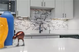 622 Gross St, Pittsburgh, PA 15224 - Photo 6