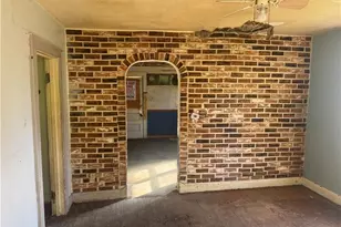 112 Wide St, Chartiers, PA 15342 - Photo 4