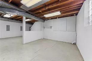 409 Sunset Dr, Pittsburgh, PA 15228 - Photo 30