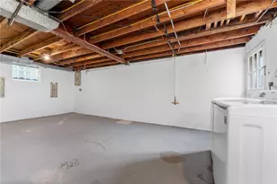 409 Sunset Dr, Pittsburgh, PA 15228 - Photo 28