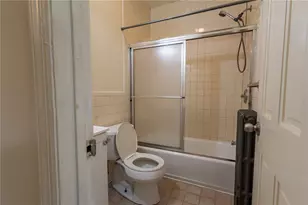 832 Broadway Ave, McKees Rocks, PA 15136 - Photo 14