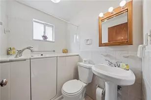 942 Shadycrest Rd, Beechview, PA 15216 - Photo 6