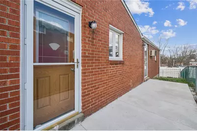 942 Shadycrest Rd, Beechview, PA 15216 - Photo 36