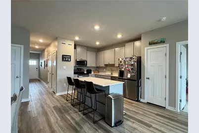 204 Hanover Ln, Meadowlands, PA 15301 - Photo 4