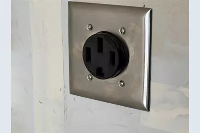 204 Hanover Ln, Meadowlands, PA 15301 - Photo 38