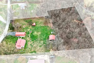 772 Foxwood Rd, Big Beaver, PA 16141 - Photo 2