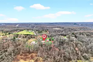 772 Foxwood Rd, Big Beaver, PA 16141 - Photo 10