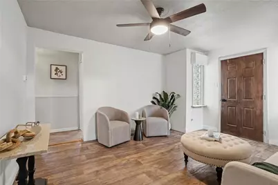 246 Hickory St, Kennedy Township, PA 15136 - Photo 4