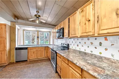 15 Montour St, Canonsburg, PA 15317 - Photo 6